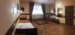 Гостиница Ока Рязань Номер Делюкс с 1 кроватью размера «king-size» и 1 односпальной кроватью-8